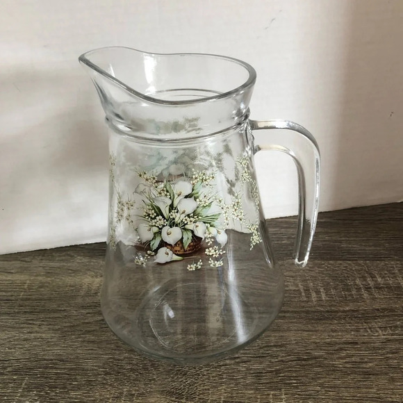 kig indonesia Other - Vtg Lily Pitcher